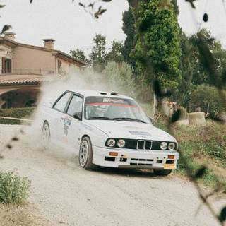 Retro rally wallpaper