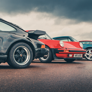 1995 Porsche 911 Turbo wallpaper