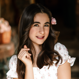 Lara Campos wallpaper
