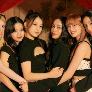GIRLSET wallpaper