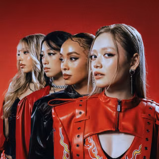 GIRLSET wallpaper