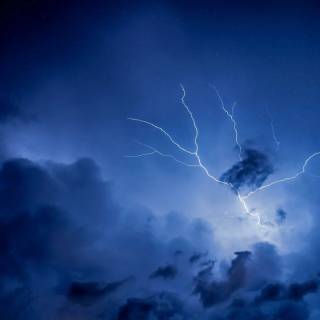 Storm 4k laptop wallpaper