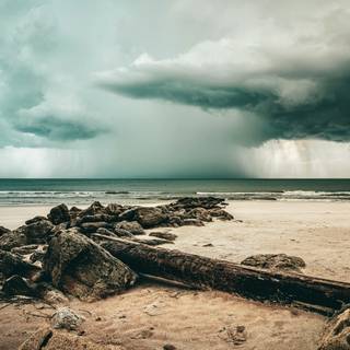 Storm 4k laptop wallpaper