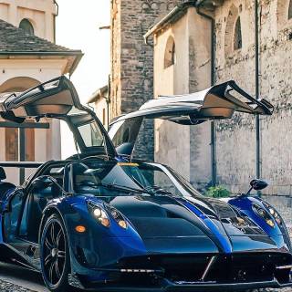 Pagani Huayra phone wallpaper