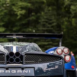 Pagani Huayra phone wallpaper