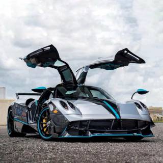 Pagani Huayra phone wallpaper