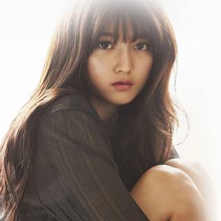 Asian girl phone wallpaper