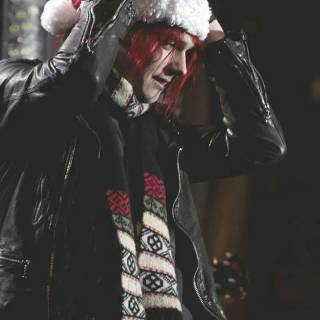 Gerard Way phone wallpaper