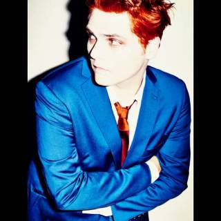 Gerard Way phone wallpaper