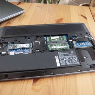 Laptop battery wallpaper