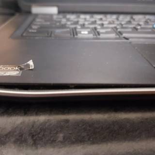Laptop battery wallpaper
