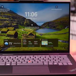 Laptop battery wallpaper