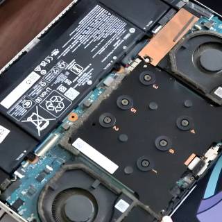 Laptop battery wallpaper