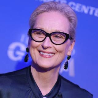 Miranda Priestly wallpaper