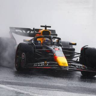 Max Verstappen laptop wallpaper