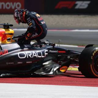 Max Verstappen laptop wallpaper