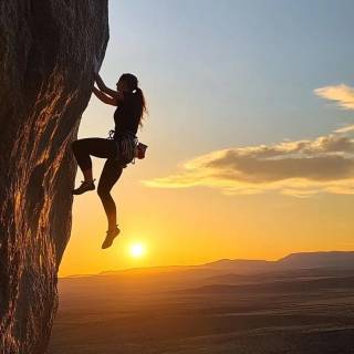 Rock climbing phone wallpaper