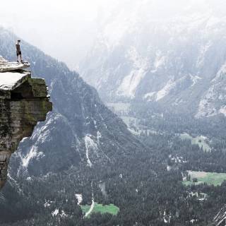 Rock climbing phone wallpaper