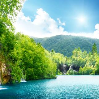 Desktop waterfall wallpaper