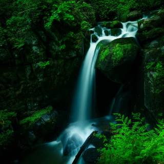 Desktop waterfall wallpaper