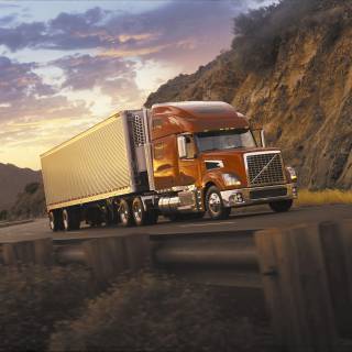 Volvo truck 4k wallpaper