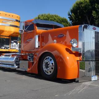 Volvo truck 4k wallpaper