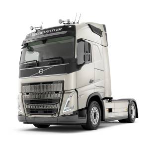 Volvo truck 4k wallpaper