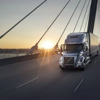 Volvo truck 4k wallpaper