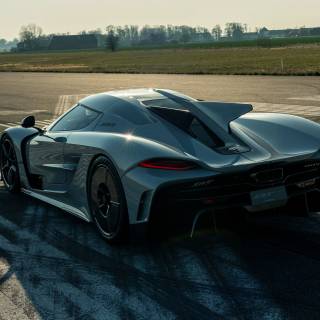 Koenigsegg Jesko desktop wallpaper