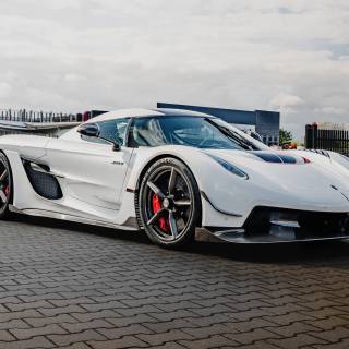 Koenigsegg Jesko desktop wallpaper