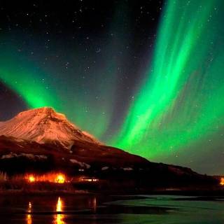 Aurora borealis desktop wallpaper