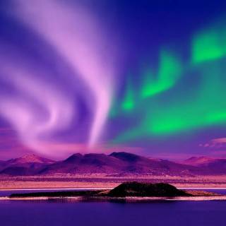 Aurora borealis desktop wallpaper