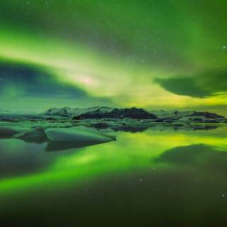 Aurora borealis desktop wallpaper