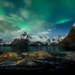 Aurora borealis desktop wallpaper