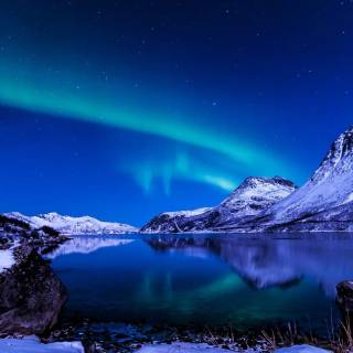 Aurora borealis desktop wallpaper