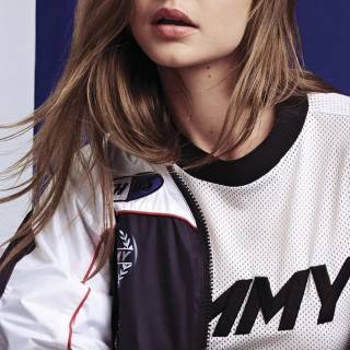Gigi Hadid mobile wallpaper