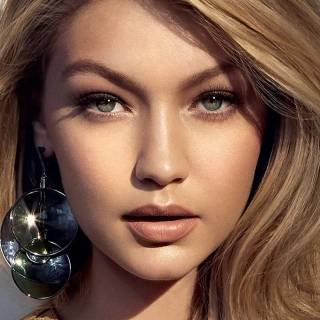 Gigi Hadid mobile wallpaper