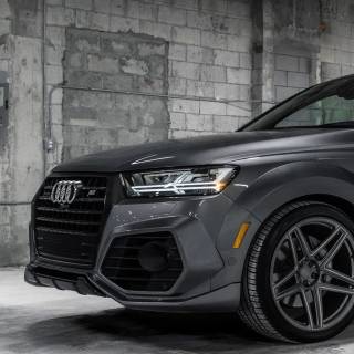 Audi Q7 phone wallpaper