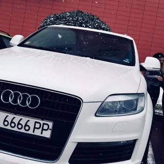 Audi Q7 phone wallpaper