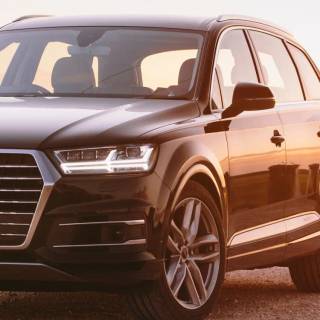 Audi Q7 phone wallpaper