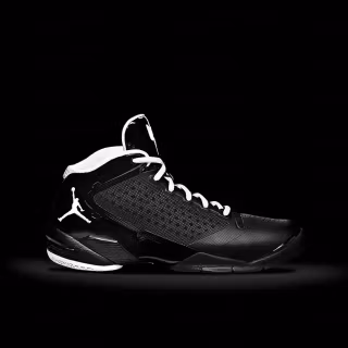 Black Nike phone wallpaper
