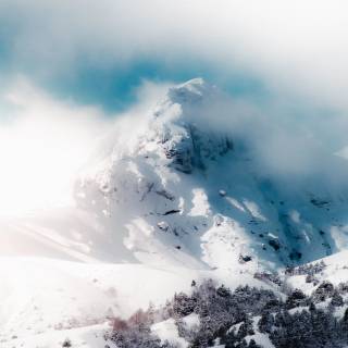 Snowy mountain phone wallpaper
