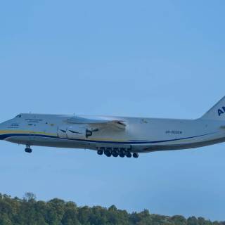 Antonov An-124 Ruslan wallpaper