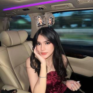 Davina Karamoy wallpaper
