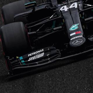 Mercedes iPhone F1 wallpaper