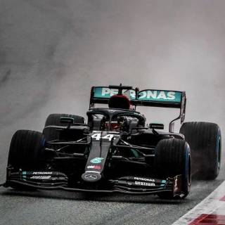 Mercedes iPhone F1 wallpaper