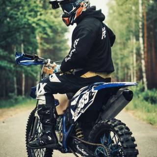 Motorbike 4k phone wallpaper