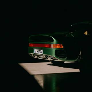 Porsche green 4k wallpaper
