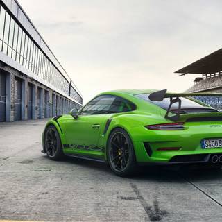 Porsche green 4k wallpaper