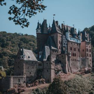 Phone castle wallpaper